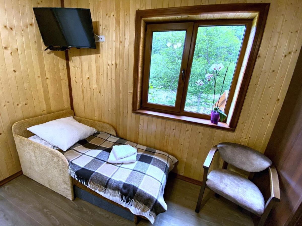 Під Магурою Otel Vorokhta Dış mekan fotoğraf