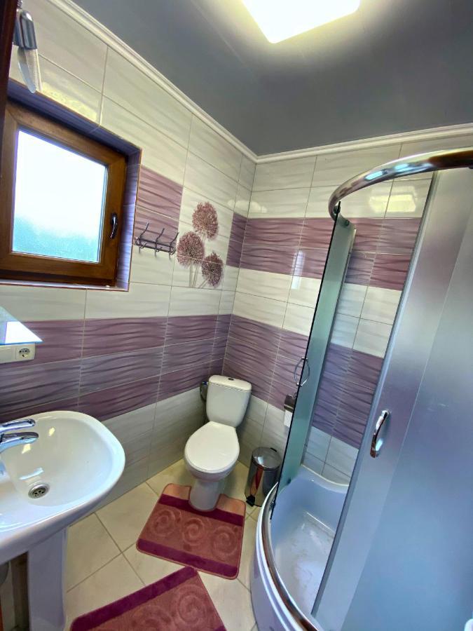 Під Магурою Otel Vorokhta Dış mekan fotoğraf