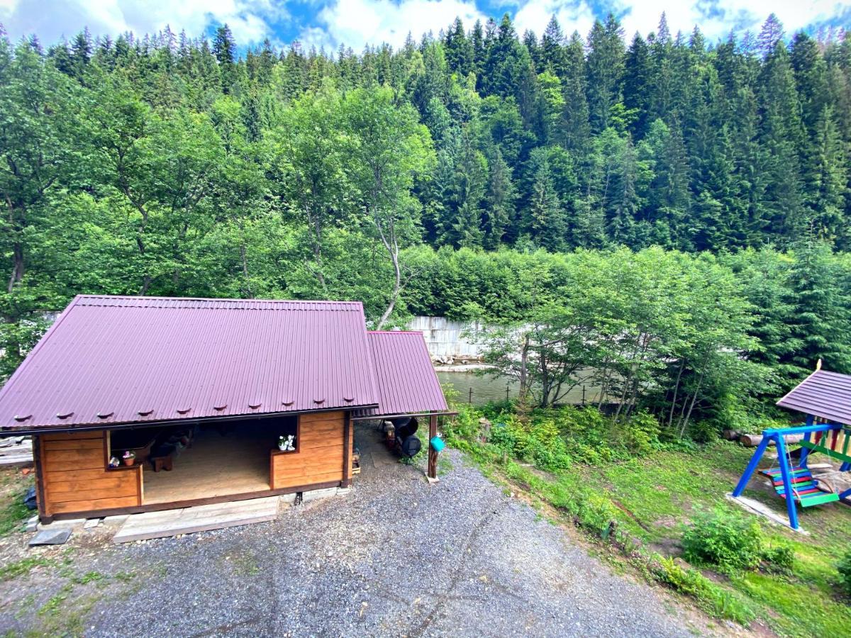 Під Магурою Otel Vorokhta Dış mekan fotoğraf