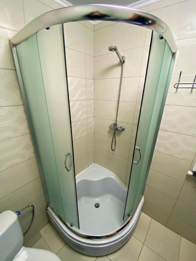 Під Магурою Otel Vorokhta Dış mekan fotoğraf