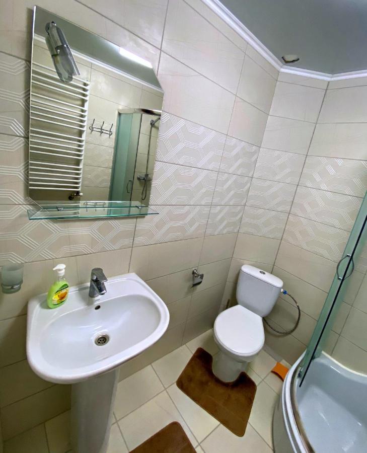 Під Магурою Otel Vorokhta Dış mekan fotoğraf